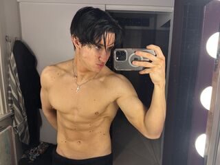 ChristianLevyne Babes live cam cum swallowing
