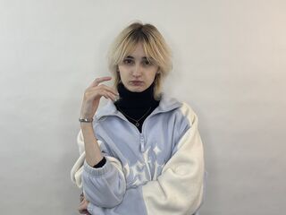 DorisTorchio Live Cam live cam missionary sex
