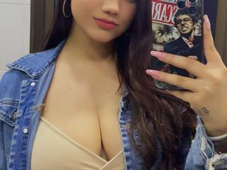 Eve_Moore Live Cam live cam solo masturbation