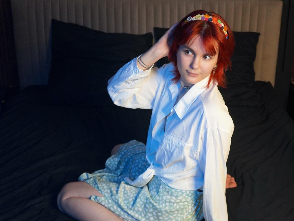 IrisClay143 Free live cam guy