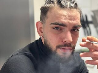 KanexHunter Now live cam euro
