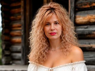 KeralinaIZ LiveJasmin live cam huge cumload