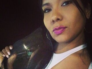 Kimju Live Cam live cam piercing