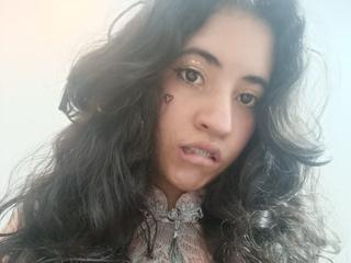 KrissChang1 Free live live cam filming