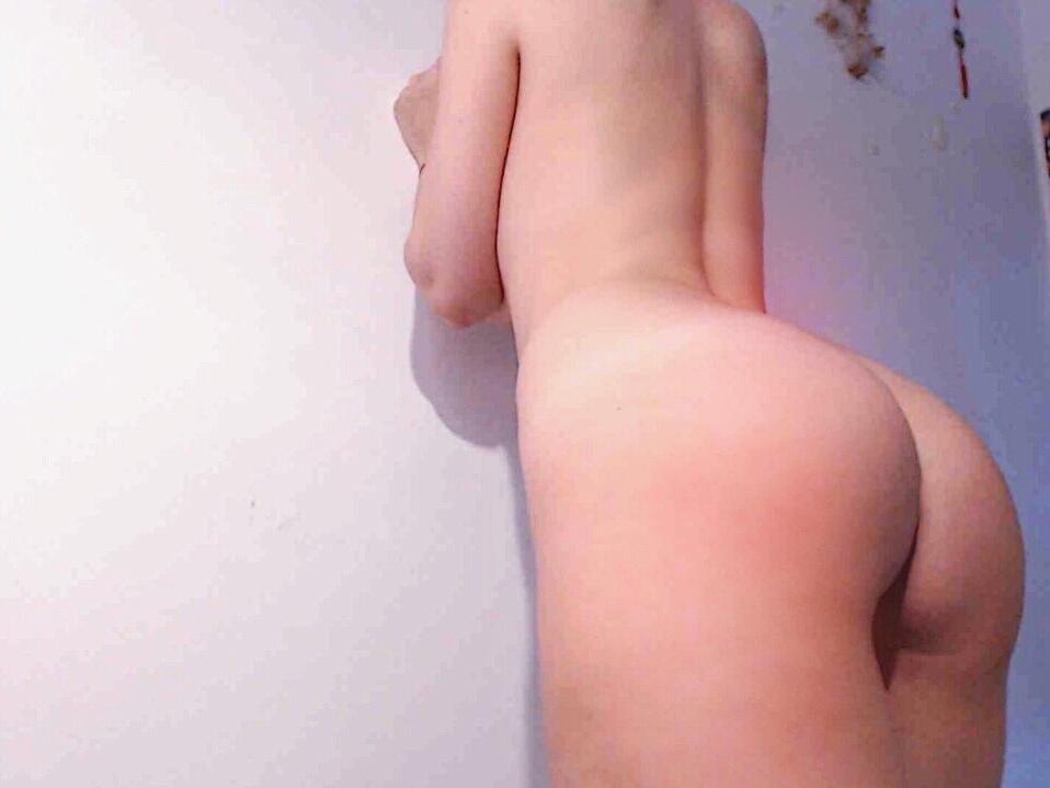 MoonYourLife Tape live cam double blowjob