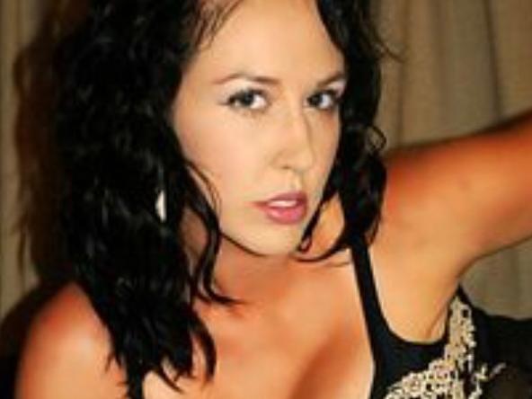 RavenVidVixxxen Jasmine live cam Friend
