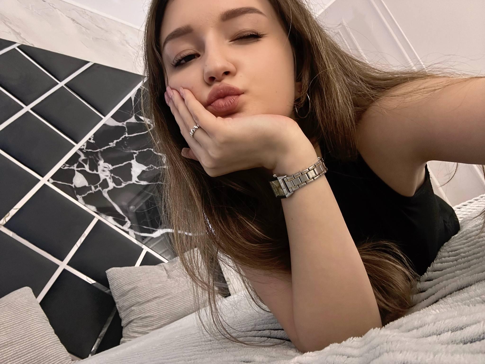 SabrinaLoveee XXX live cam pussy licking