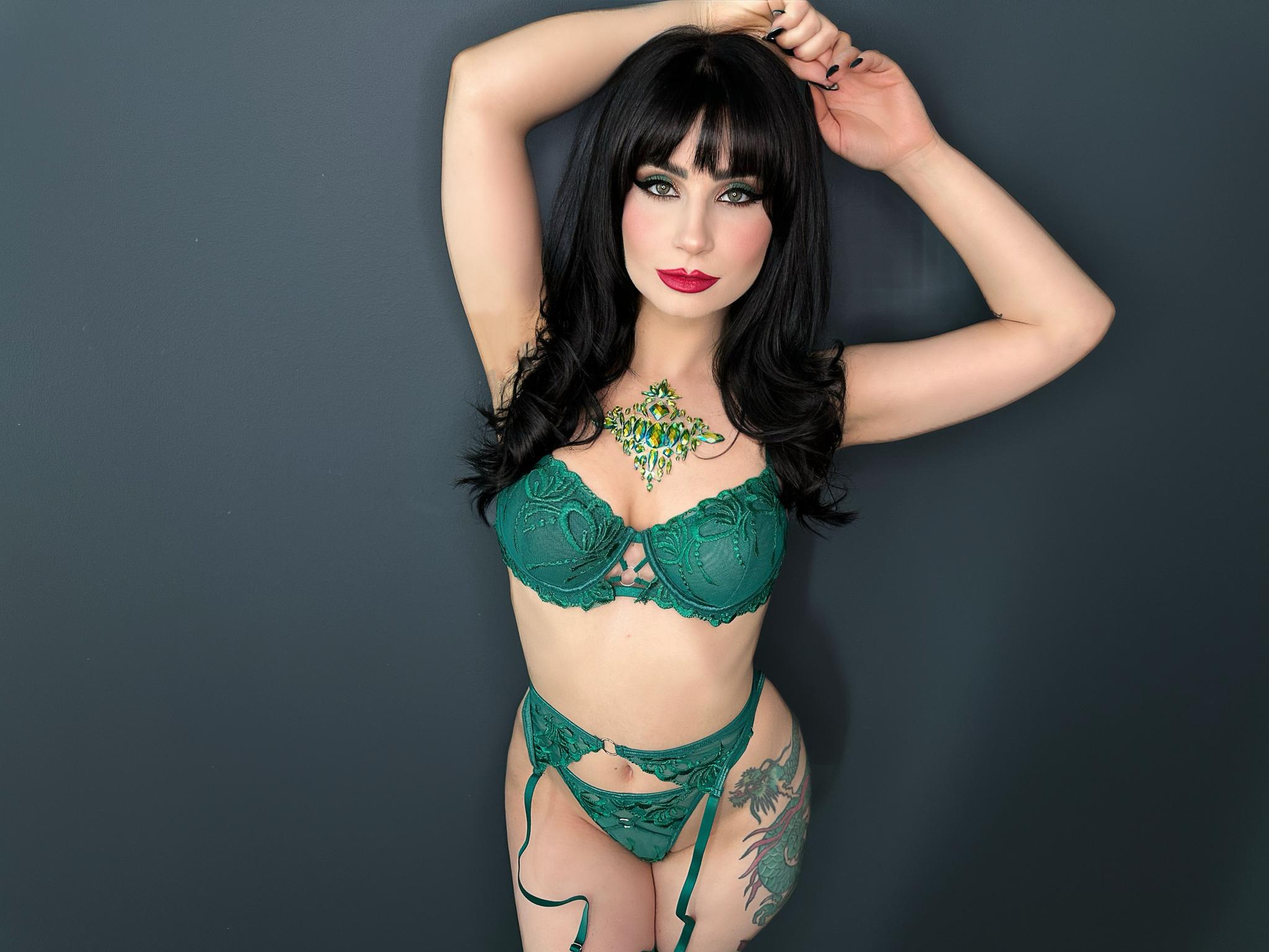 Sarah_Moon Today live cam step sister