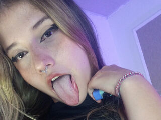 SofiiaVance Live Cam live cam Sucking